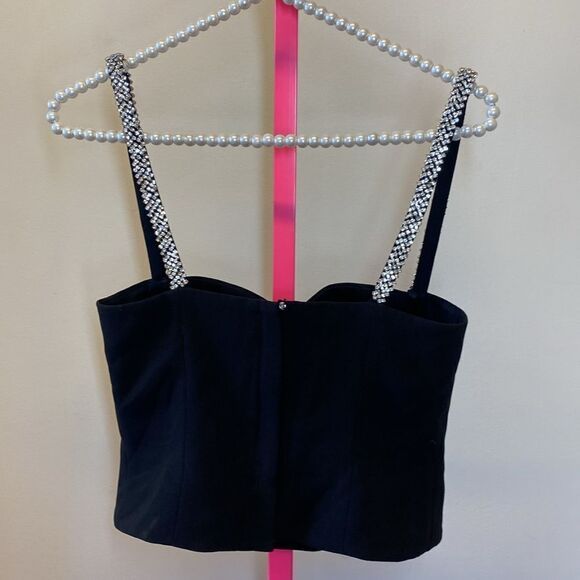 Cecilia Bustier Top in Black
Lovers and Friends - Picture 10 of 13